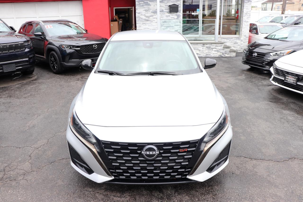 Nissan Altima 2.5 SR Sedan 2023