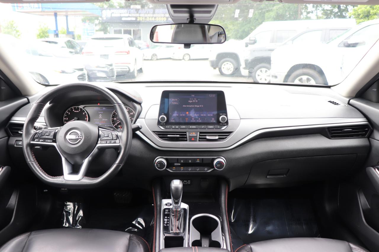 Nissan Altima 2.5 SR Sedan 2023
