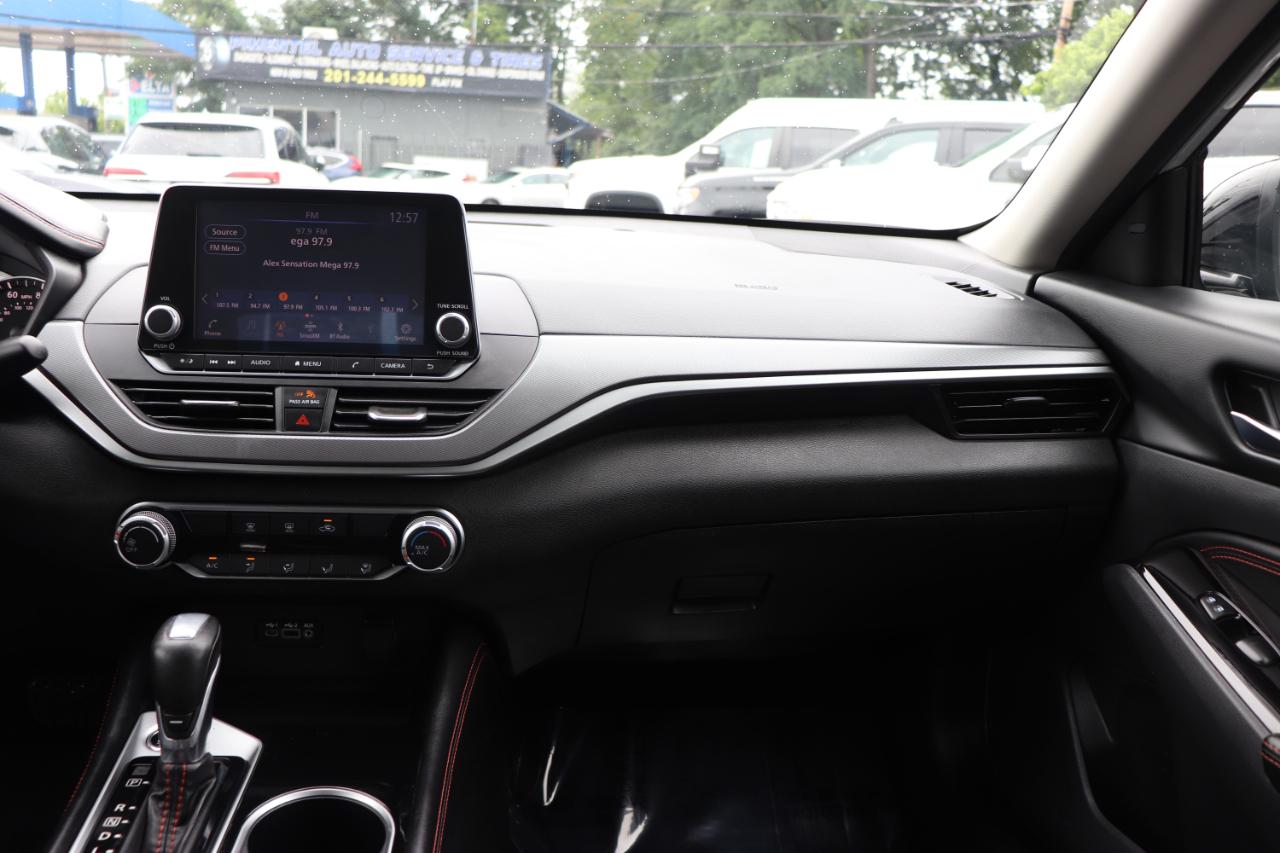 Nissan Altima 2.5 SR Sedan 2023