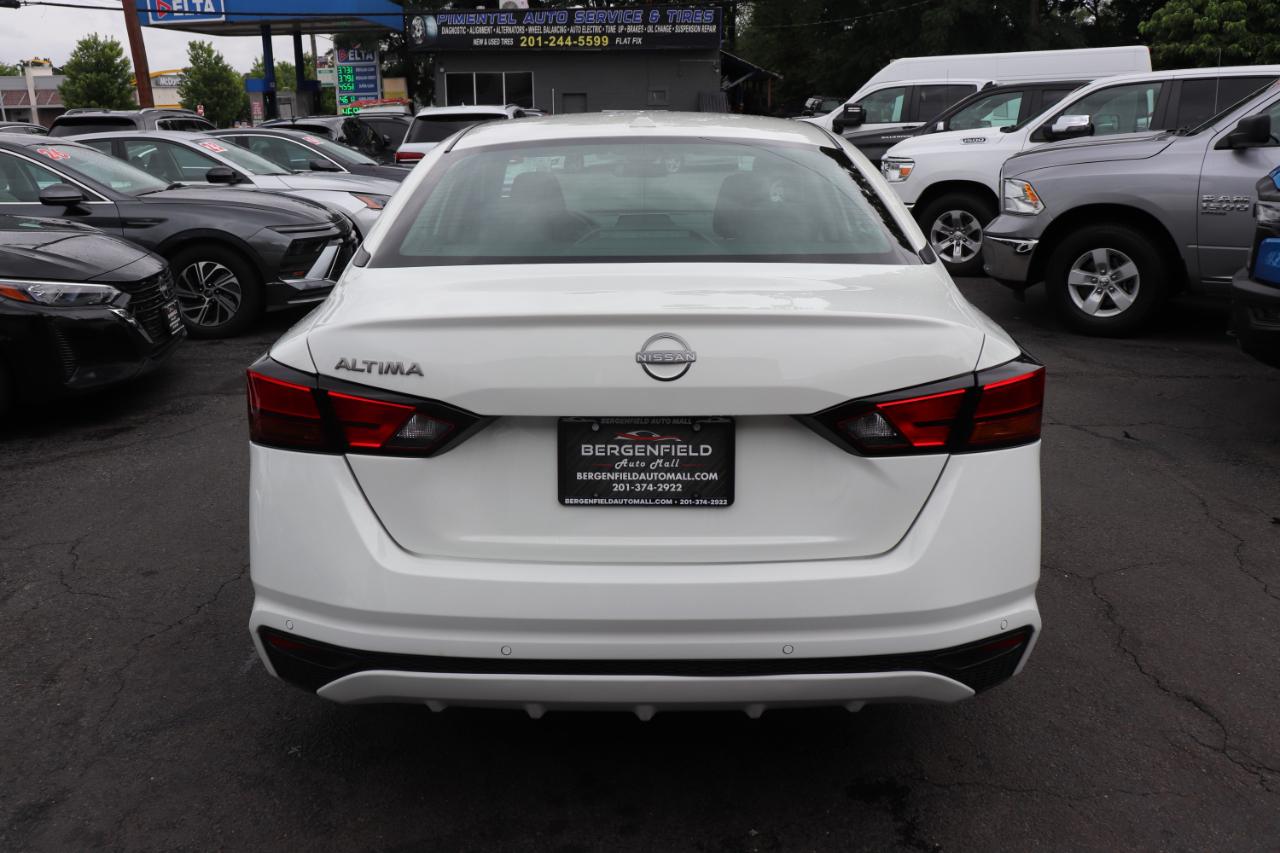 Nissan Altima SV FWD 2025