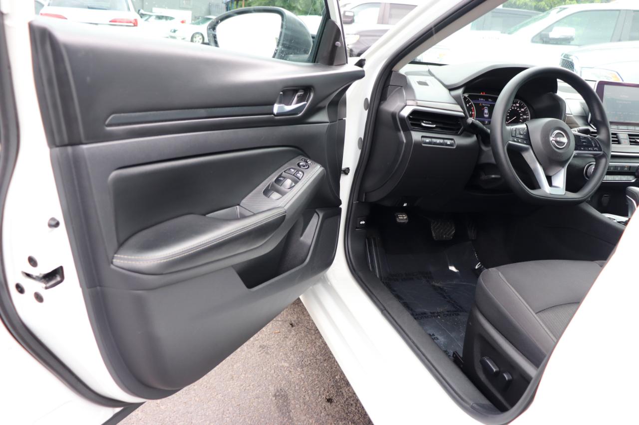 Nissan Altima SV FWD 2025
