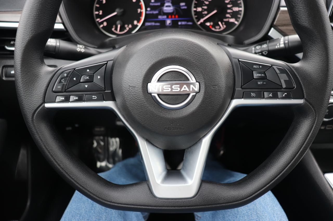 Nissan Altima SV FWD 2025