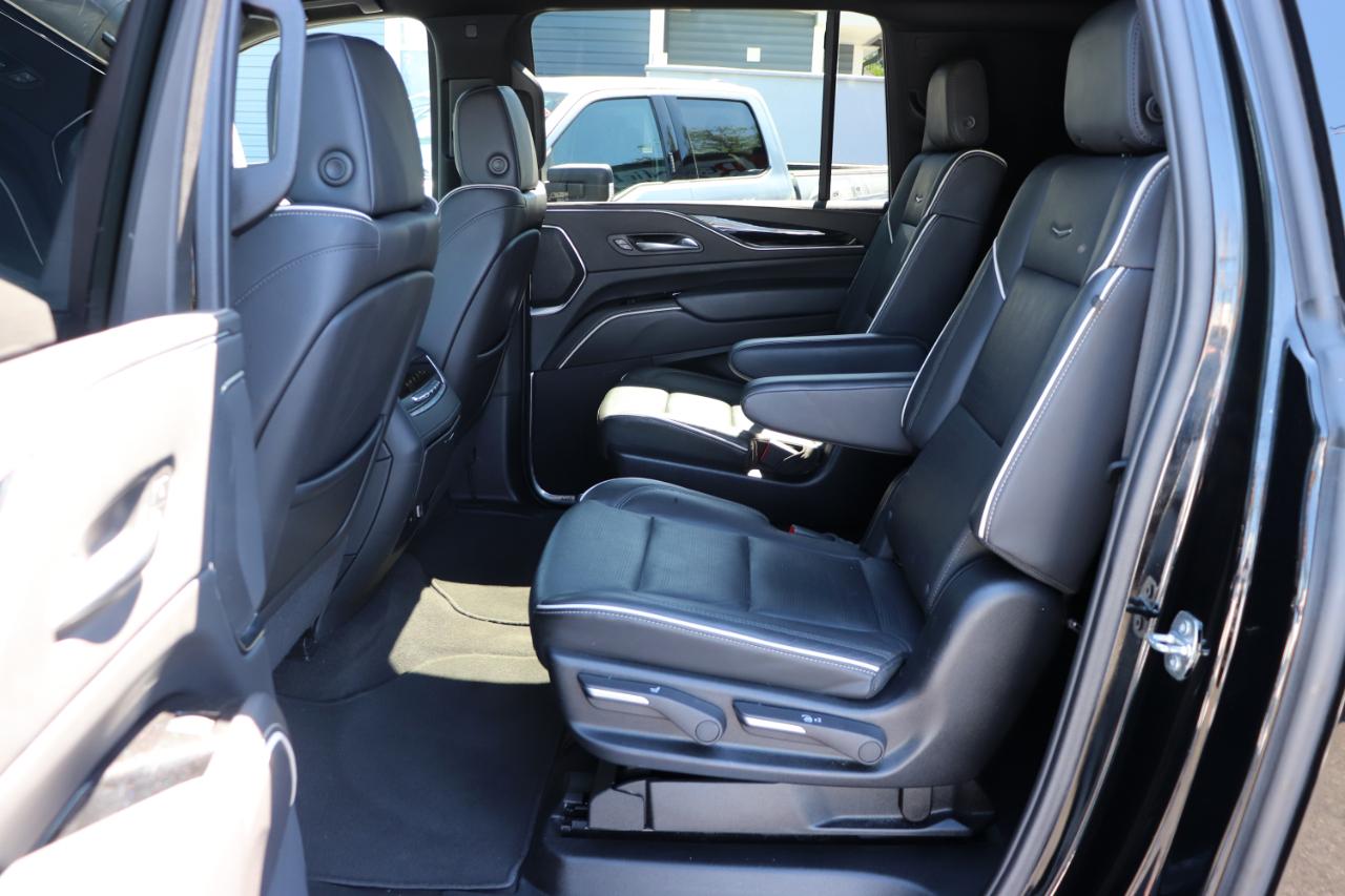 Cadillac Escalade ESV 4WD 4dr Sport 2024