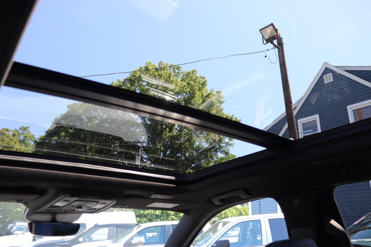 Cadillac Escalade ESV 4WD 4dr Sport 2024