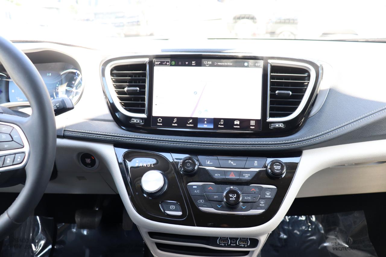 Chrysler Pacifica Hybrid Select FWD 2024