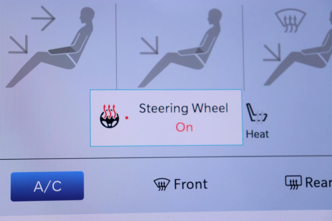 Chrysler Pacifica Hybrid Select FWD 2024