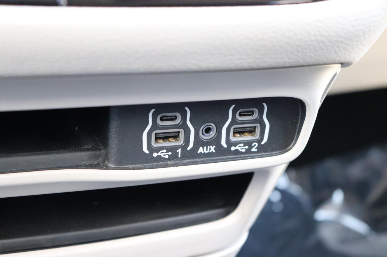 Chrysler Pacifica Hybrid Select FWD 2024