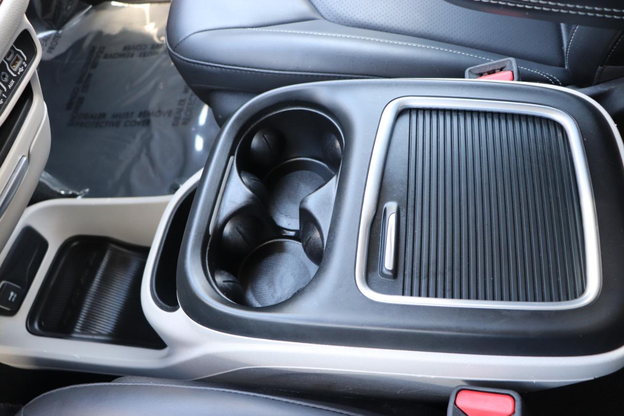 Chrysler Pacifica Hybrid Select FWD 2024