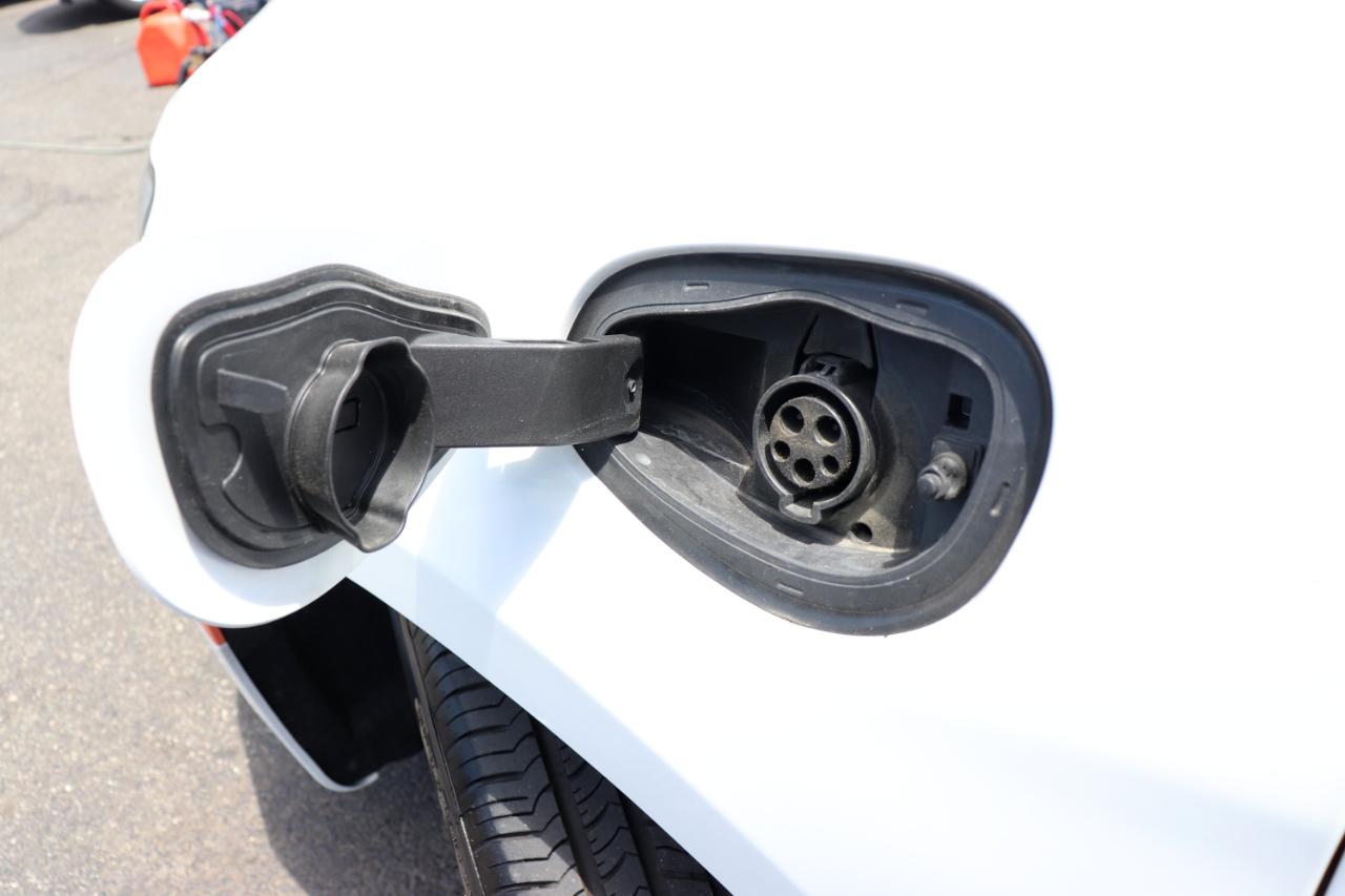 Chrysler Pacifica Hybrid Select FWD 2024