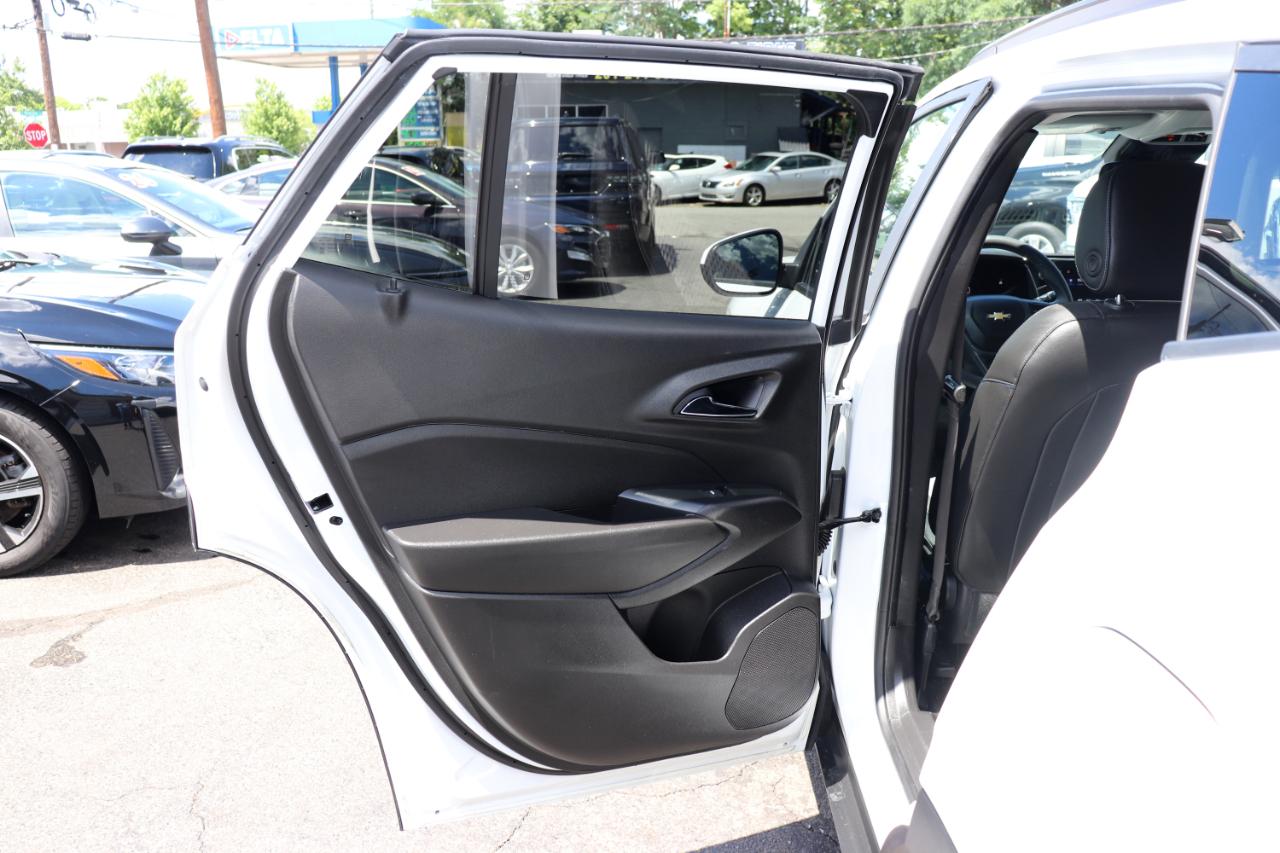 Chevrolet Trax FWD 4dr LT 2025