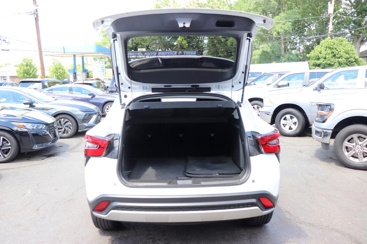 Chevrolet Trax FWD 4dr LT 2025