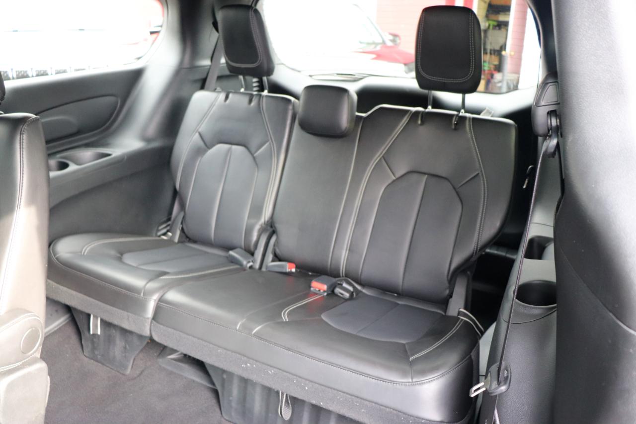 Chrysler Pacifica Select FWD 2025