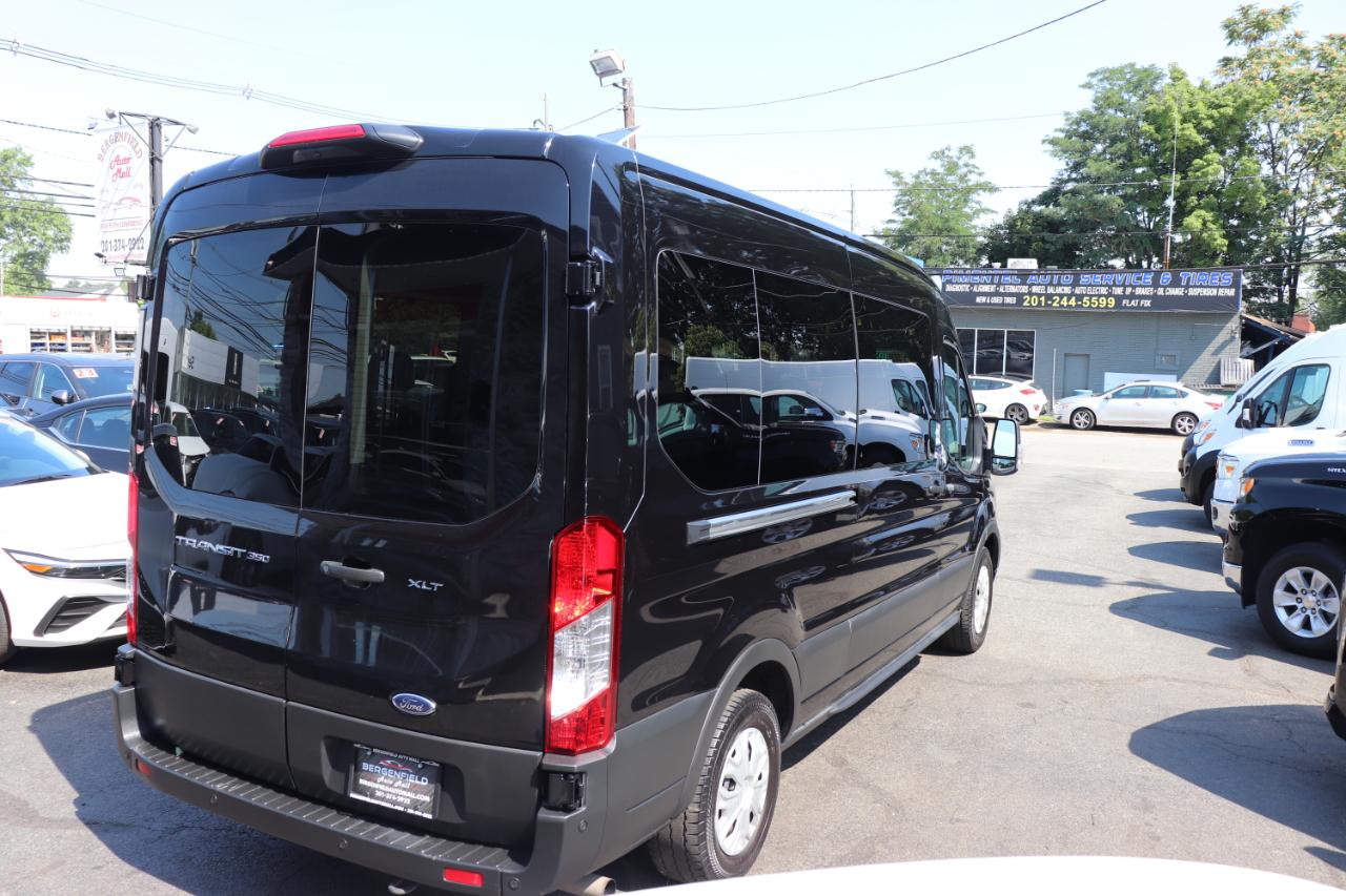 Ford Transit Passenger Wagon T-350 148" Med Roof XLT RWD 2025