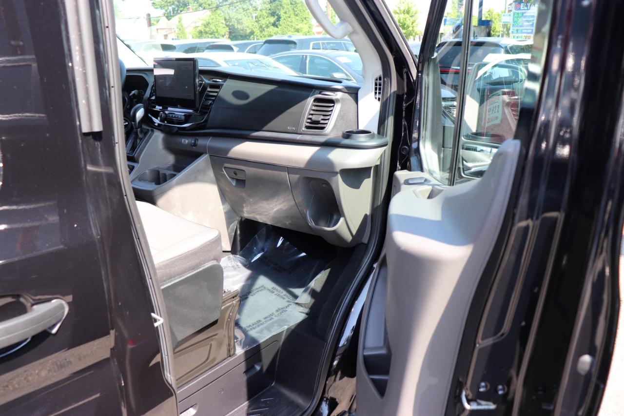 Ford Transit Passenger Wagon T-350 148" Med Roof XLT RWD 2025