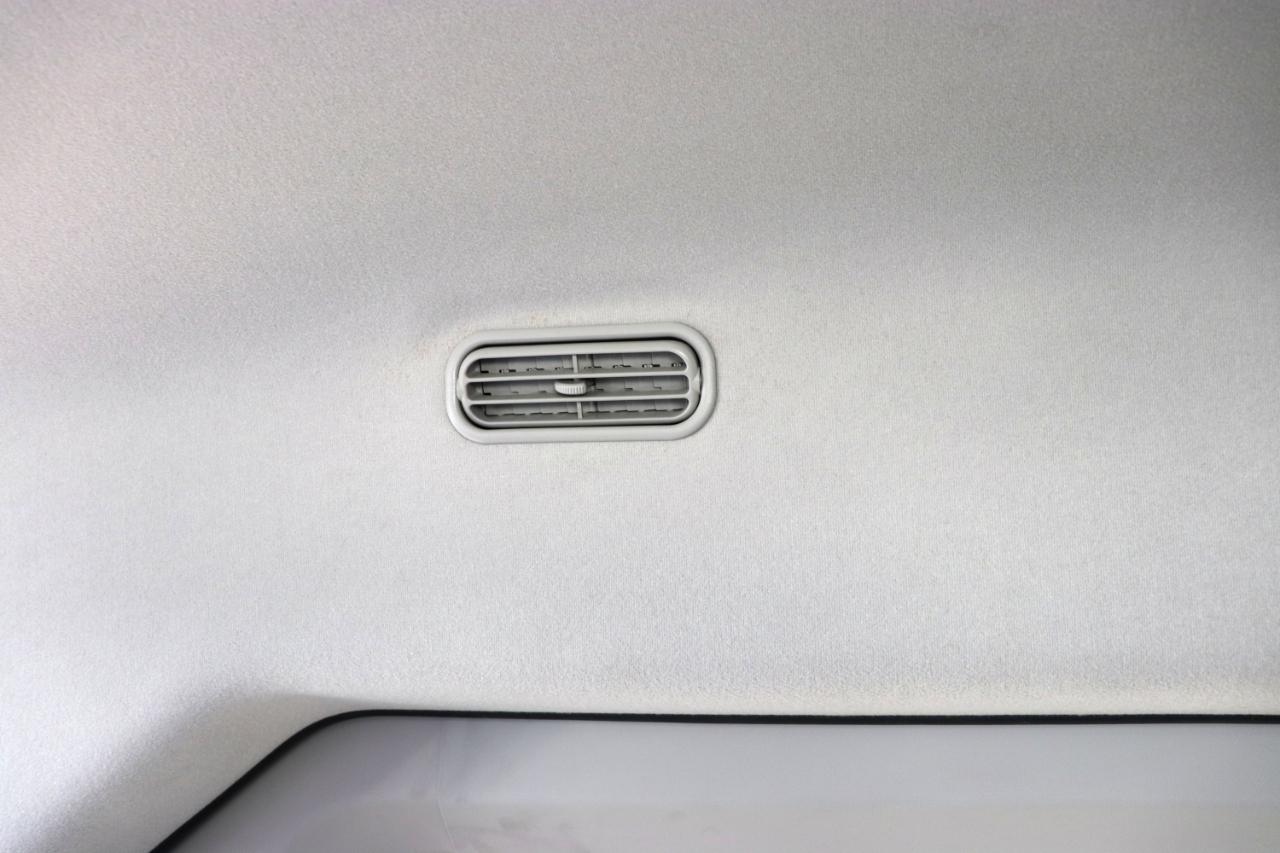 Ford Transit Passenger Wagon T-350 148" Med Roof XLT RWD 2025