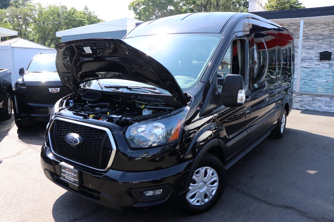 Ford Transit Passenger Wagon T-350 148" Med Roof XLT RWD 2025