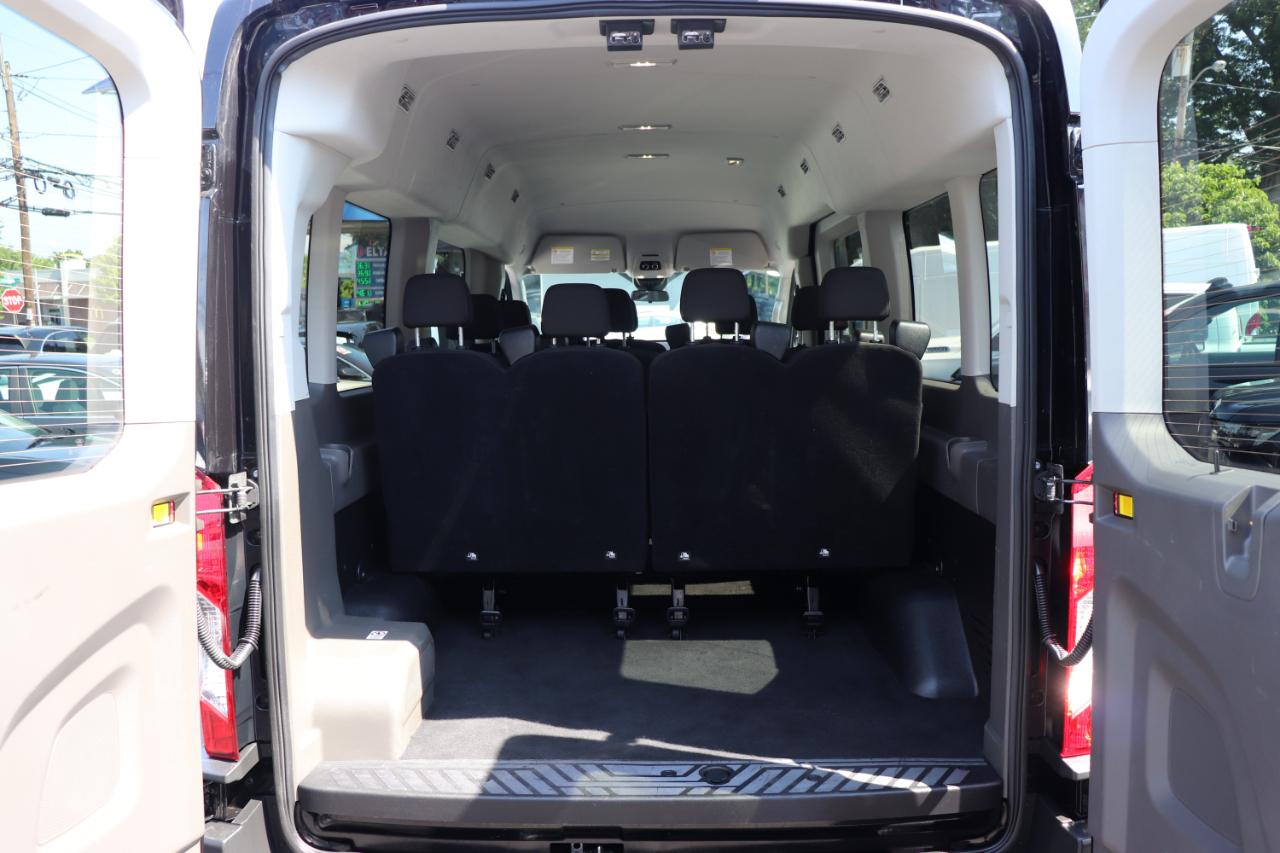 Ford Transit Passenger Wagon T-350 148" Med Roof XLT RWD 2025