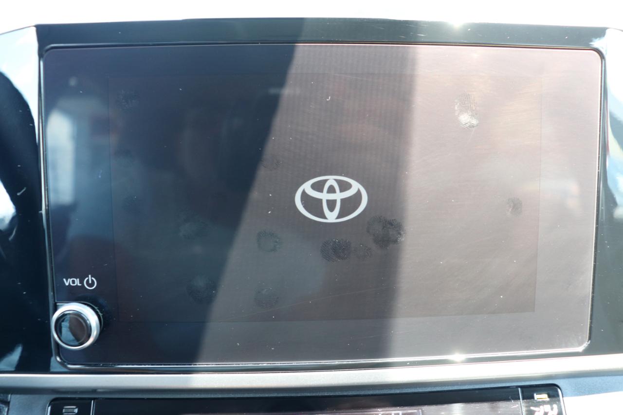 Toyota Camry LE (Natl) 2025