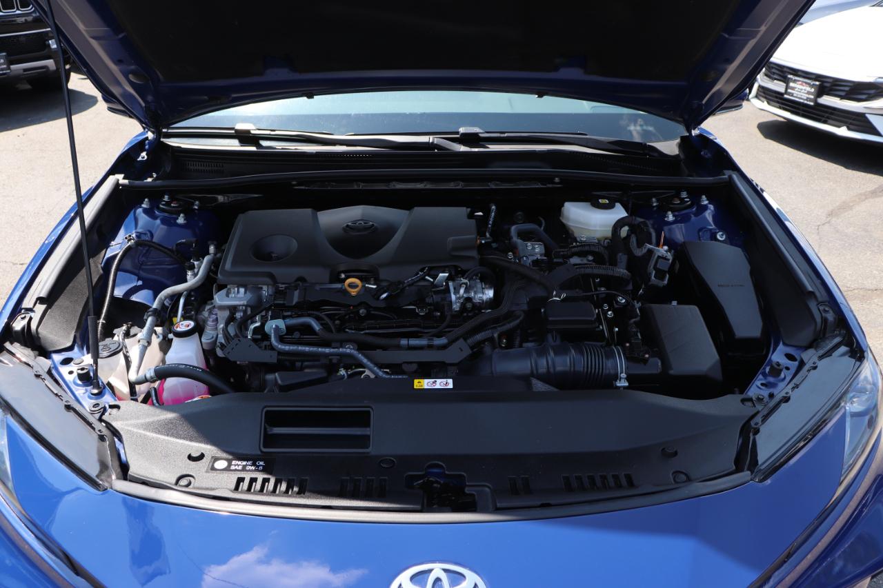 Toyota Camry LE (Natl) 2025