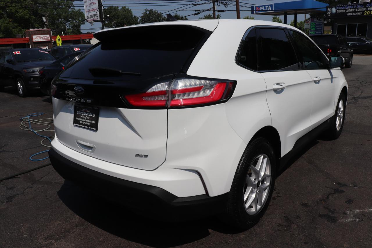 Ford Edge SEL AWD 2024