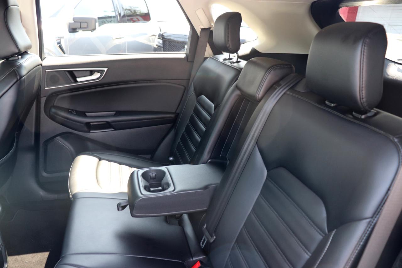 Ford Edge SEL AWD 2024