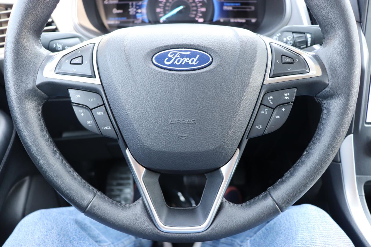 Ford Edge SEL AWD 2024