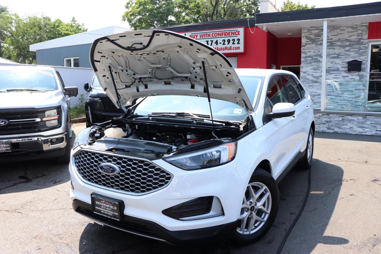 Ford Edge SEL AWD 2024