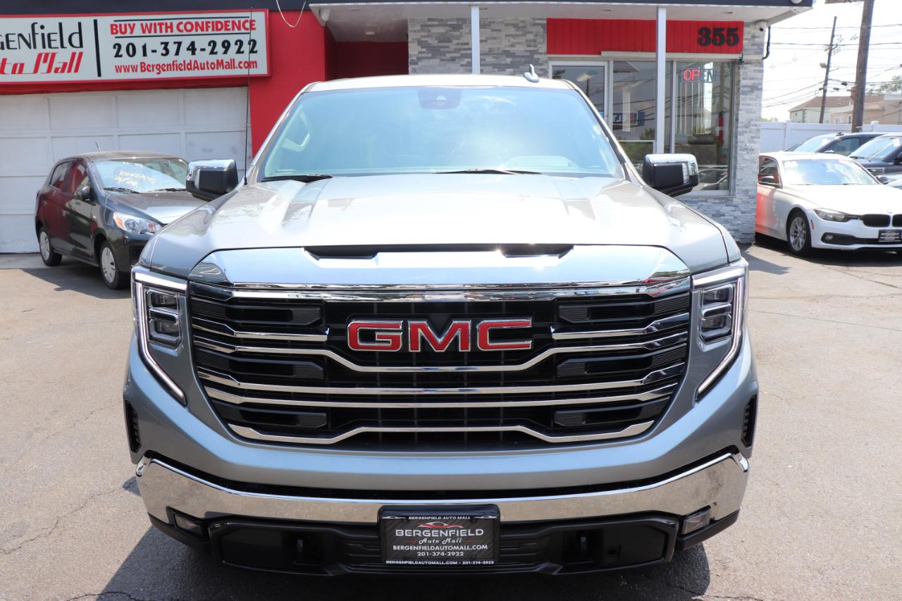 GMC Sierra 1500 4WD Crew Cab 147" SLT 2025