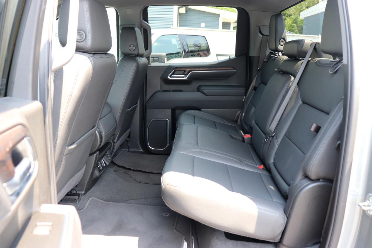 GMC Sierra 1500 4WD Crew Cab 147" SLT 2025