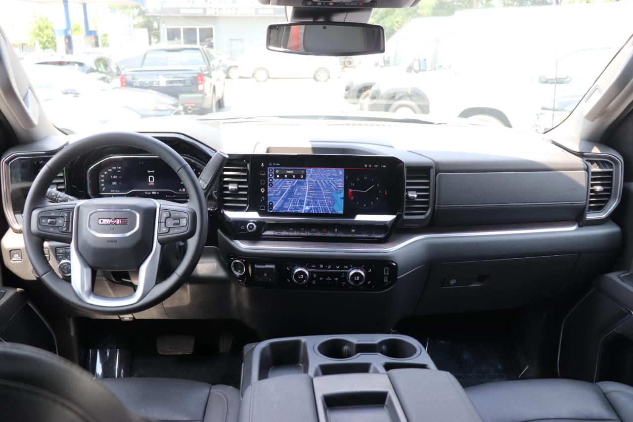 GMC Sierra 1500 4WD Crew Cab 147" SLT 2025