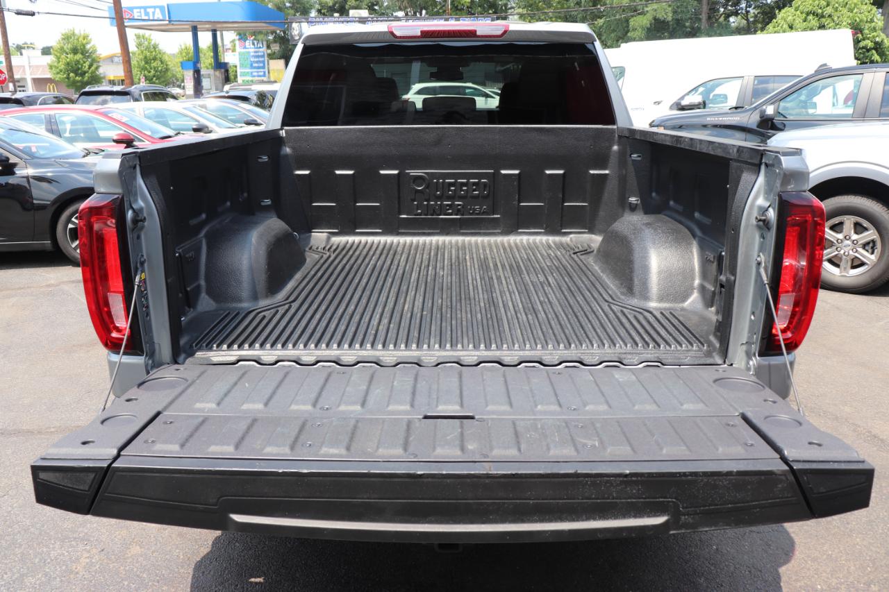 GMC Sierra 1500 4WD Crew Cab 147" SLT 2025