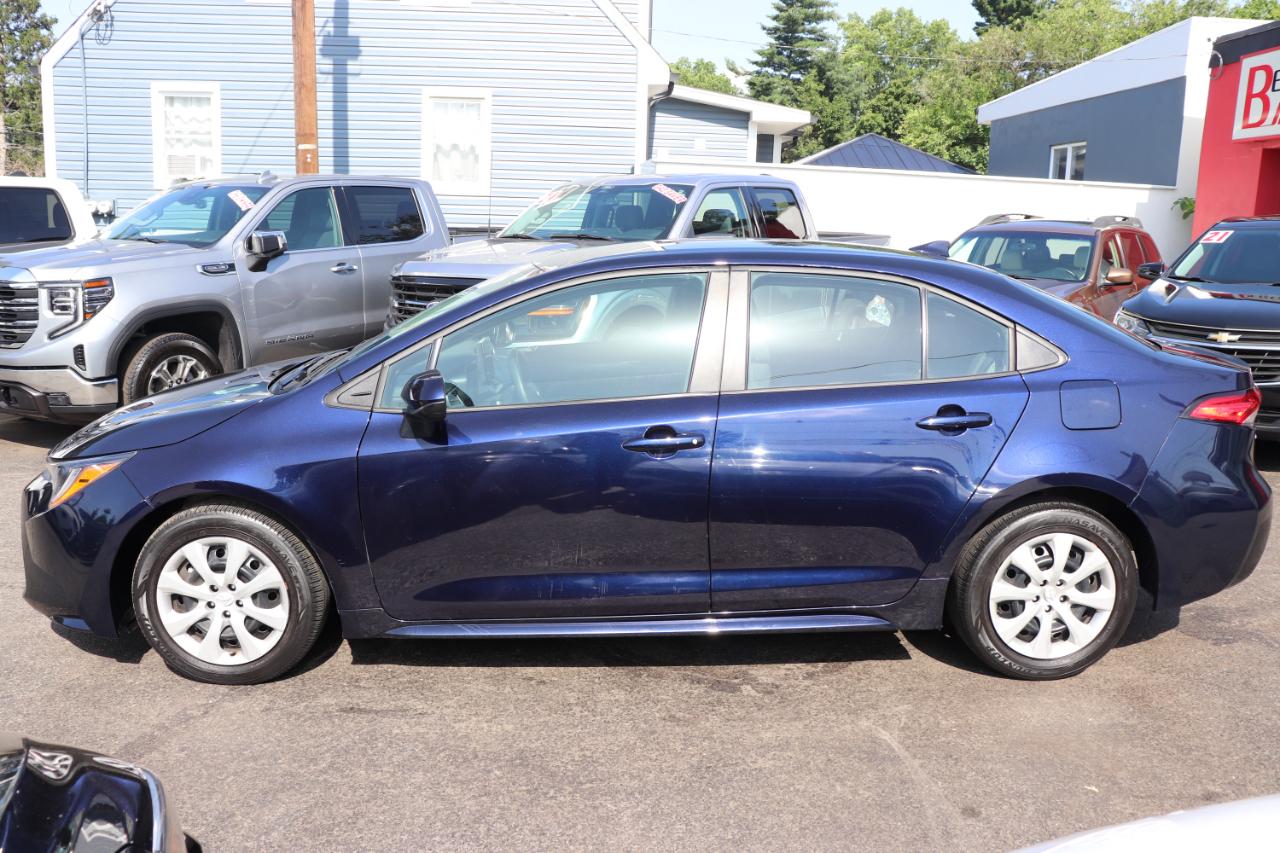 Toyota Corolla LE CVT (Natl) 2024
