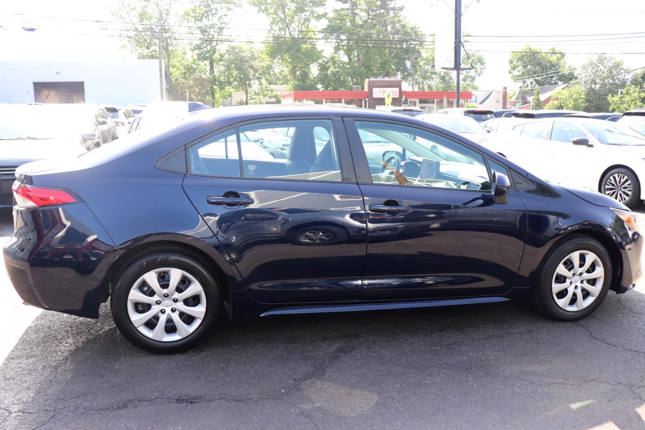 Toyota Corolla LE CVT (Natl) 2024