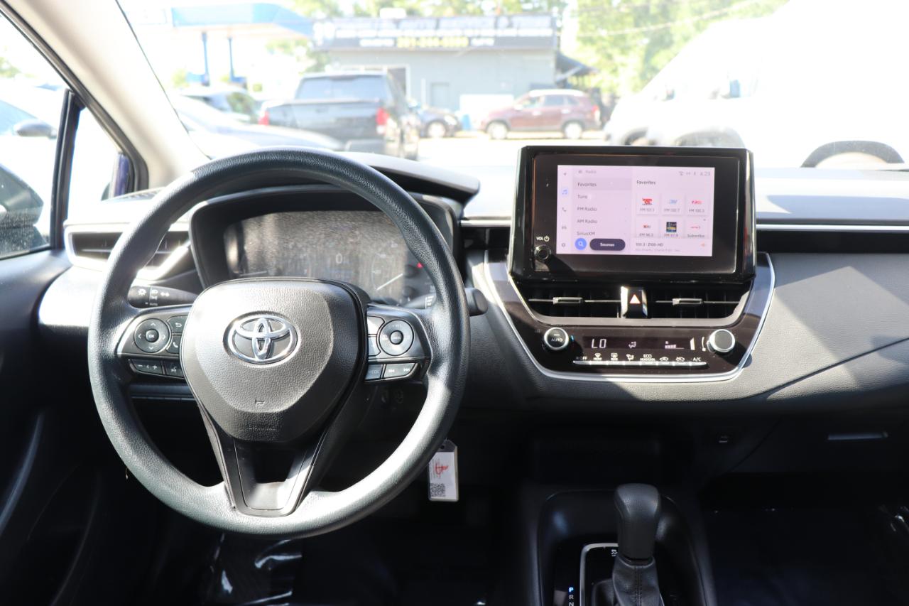 Toyota Corolla LE CVT (Natl) 2024