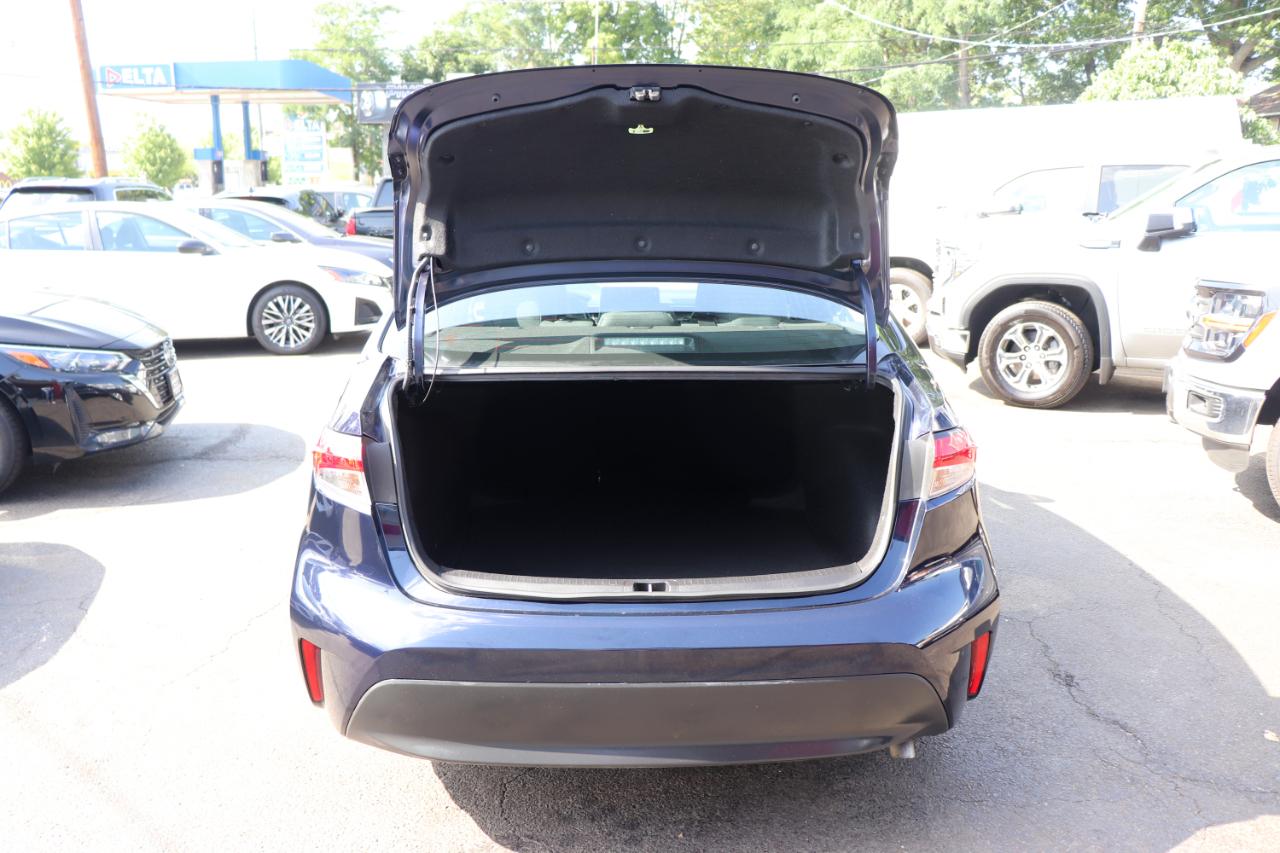 Toyota Corolla LE CVT (Natl) 2024