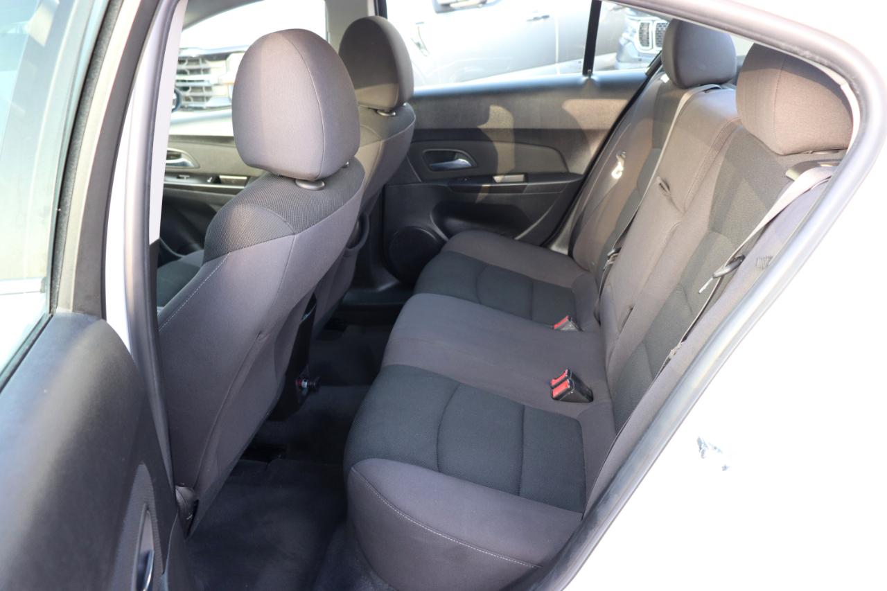 Chevrolet Cruze Limited 4dr Sdn Auto LT w/1LT 2016