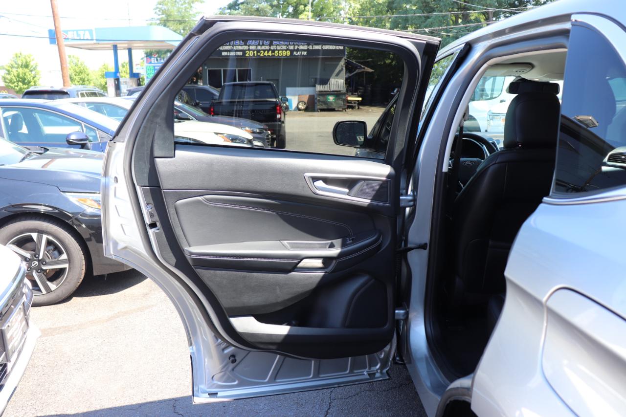 Ford Edge Titanium AWD 2024