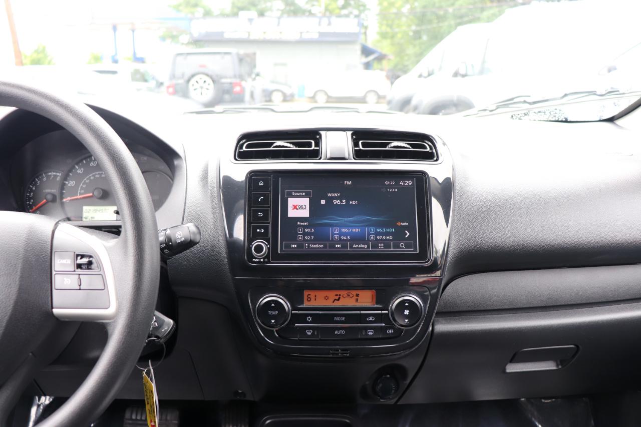 Mitsubishi Mirage ES CVT 2024