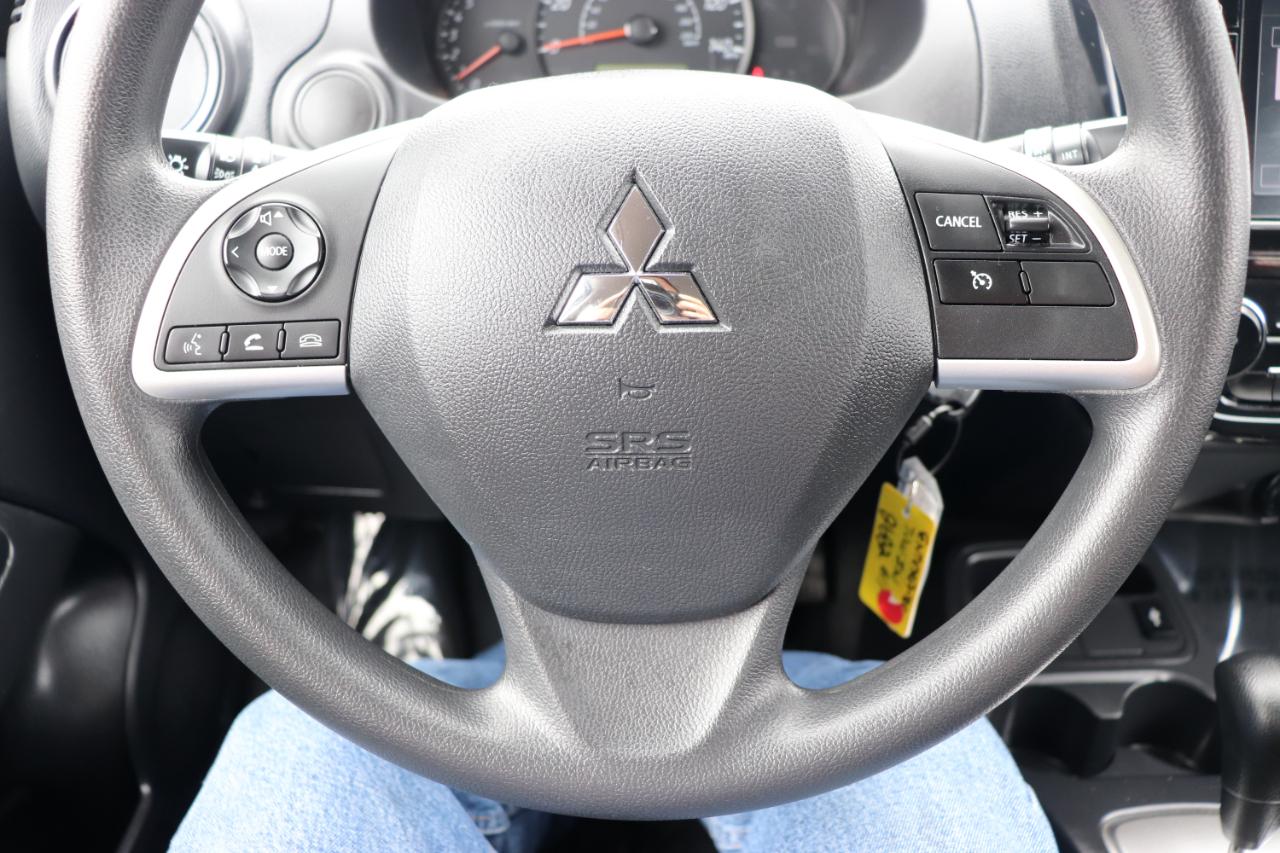 Mitsubishi Mirage ES CVT 2024
