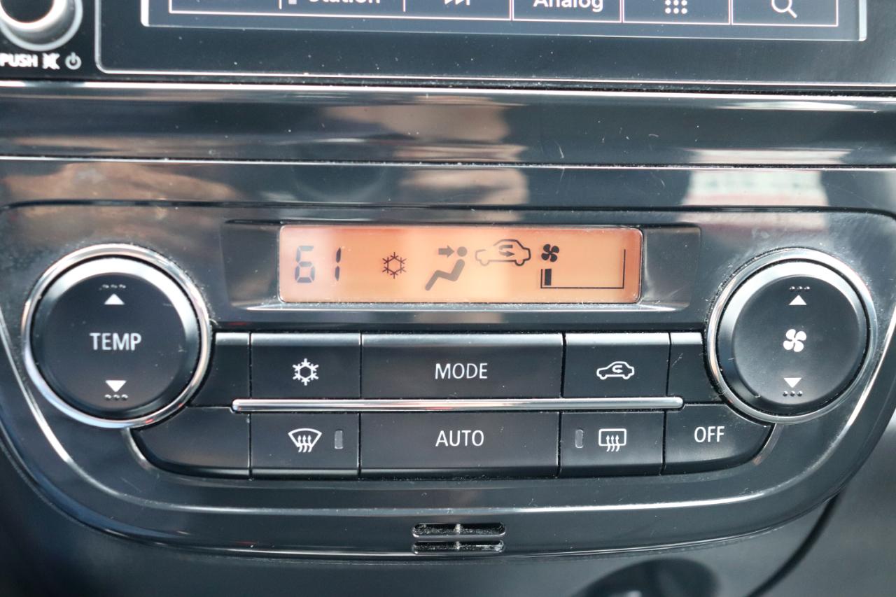 Mitsubishi Mirage ES CVT 2024