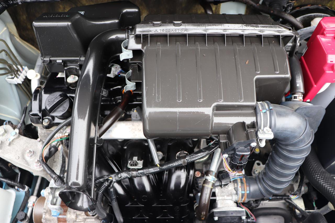 Mitsubishi Mirage ES CVT 2024