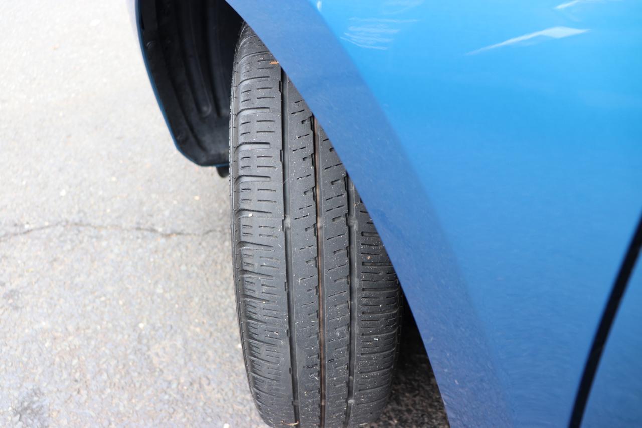 Mitsubishi Mirage ES CVT 2024