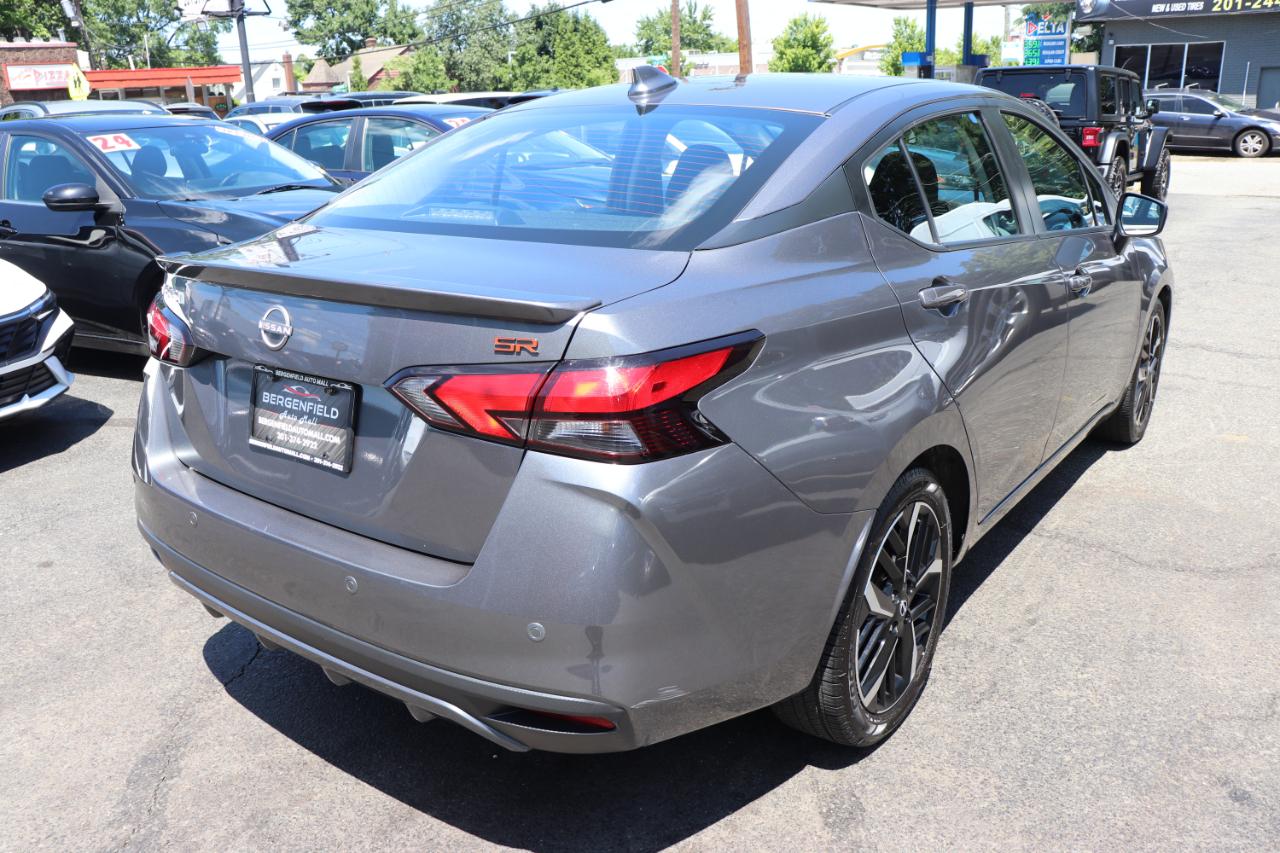 Nissan Versa SR CVT 2024