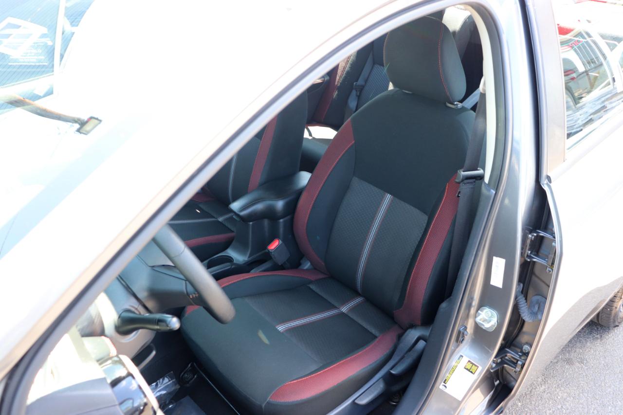 Nissan Versa SR CVT 2024