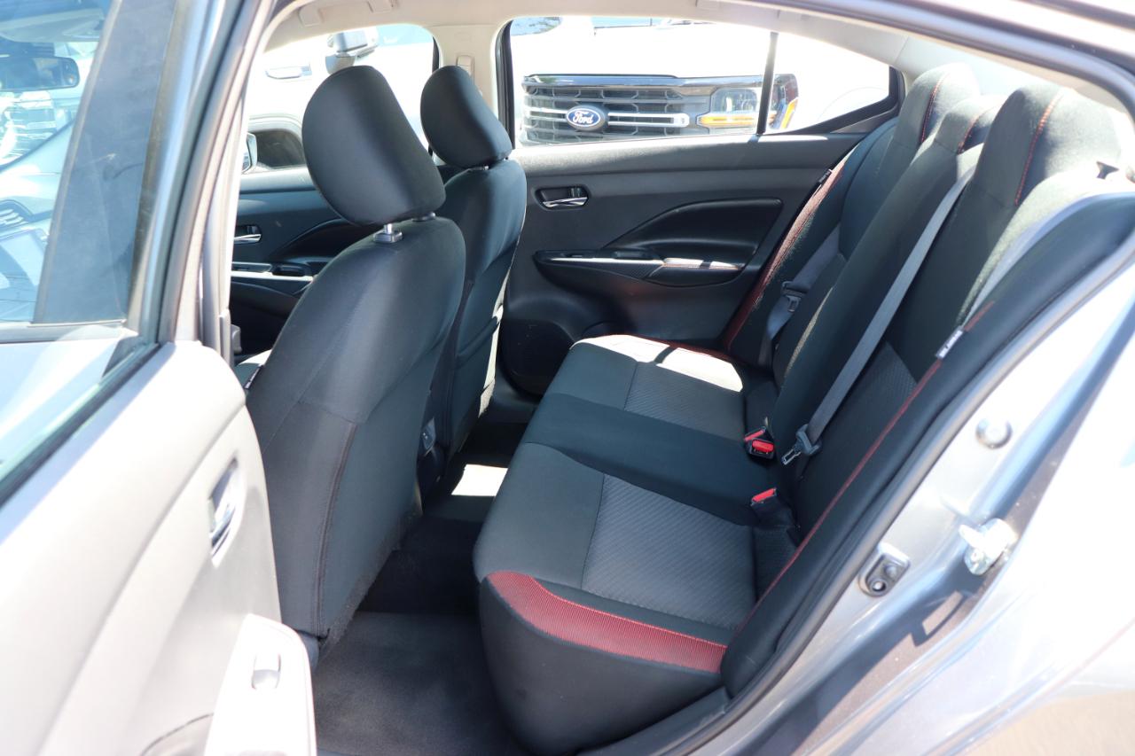 Nissan Versa SR CVT 2024