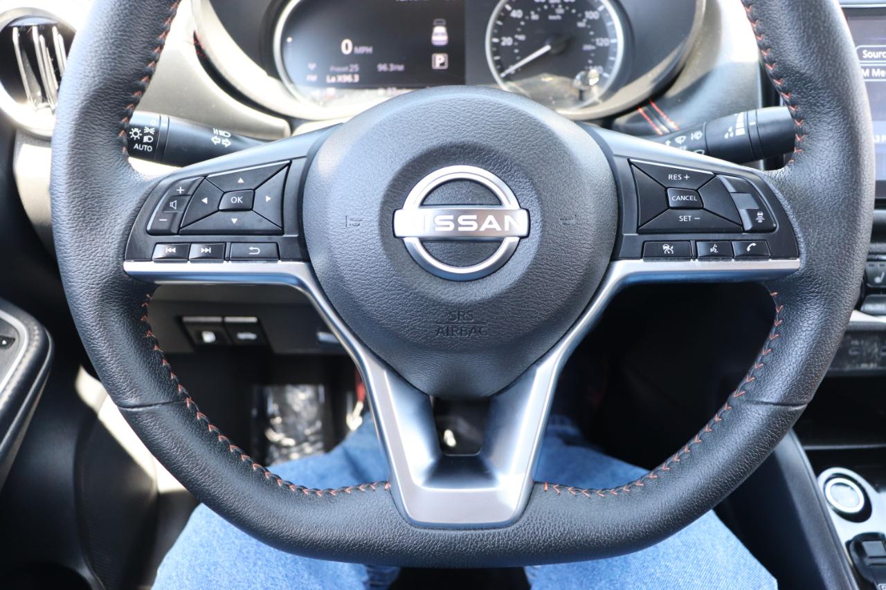 Nissan Versa SR CVT 2024