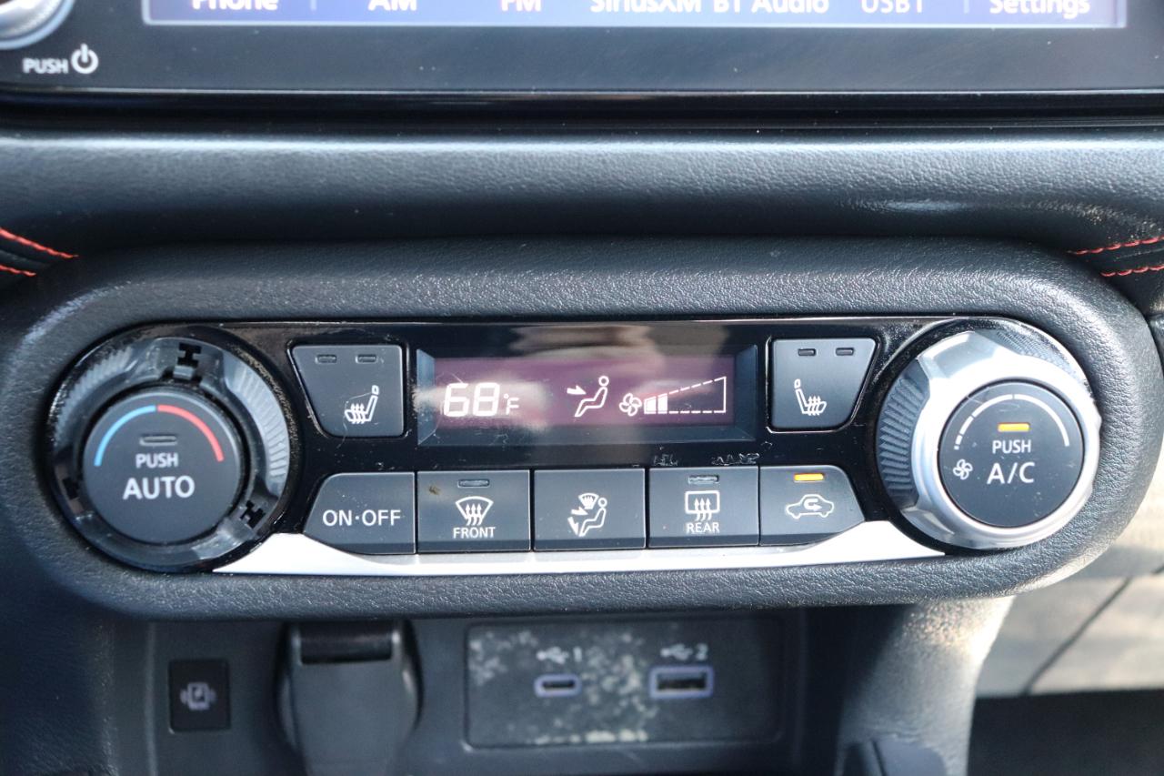 Nissan Versa SR CVT 2024