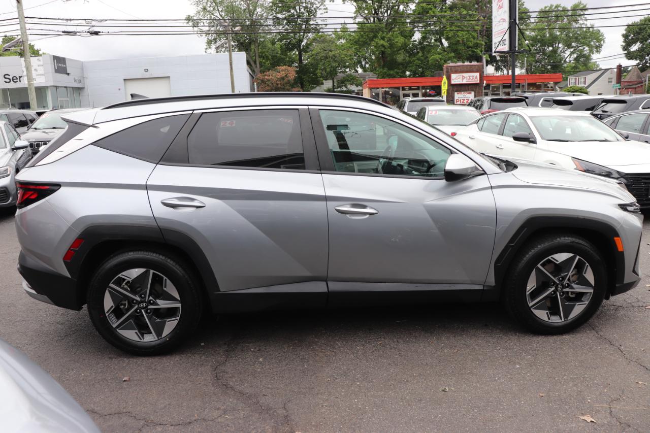 Hyundai Tucson SEL FWD 2025