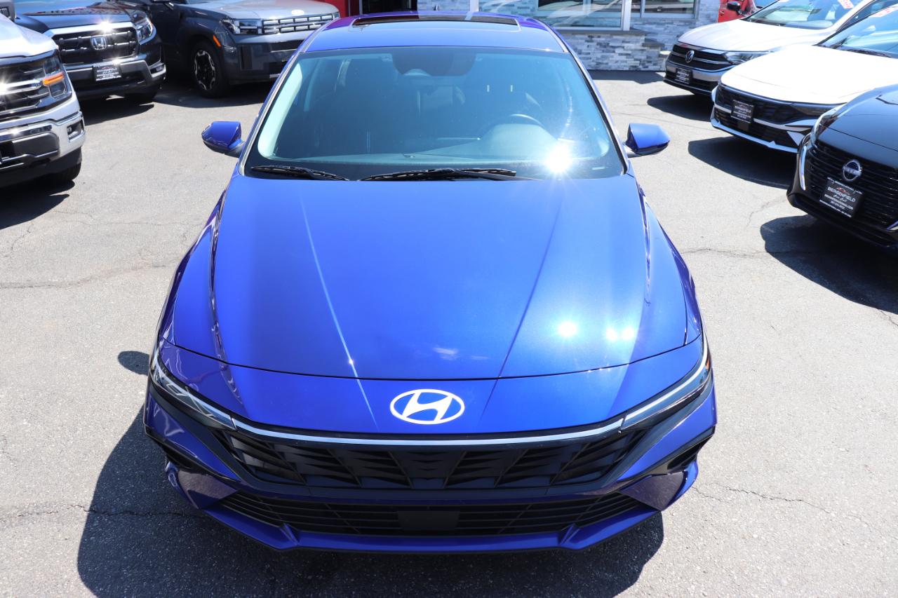 Hyundai Elantra SEL Convenience IVT 2025