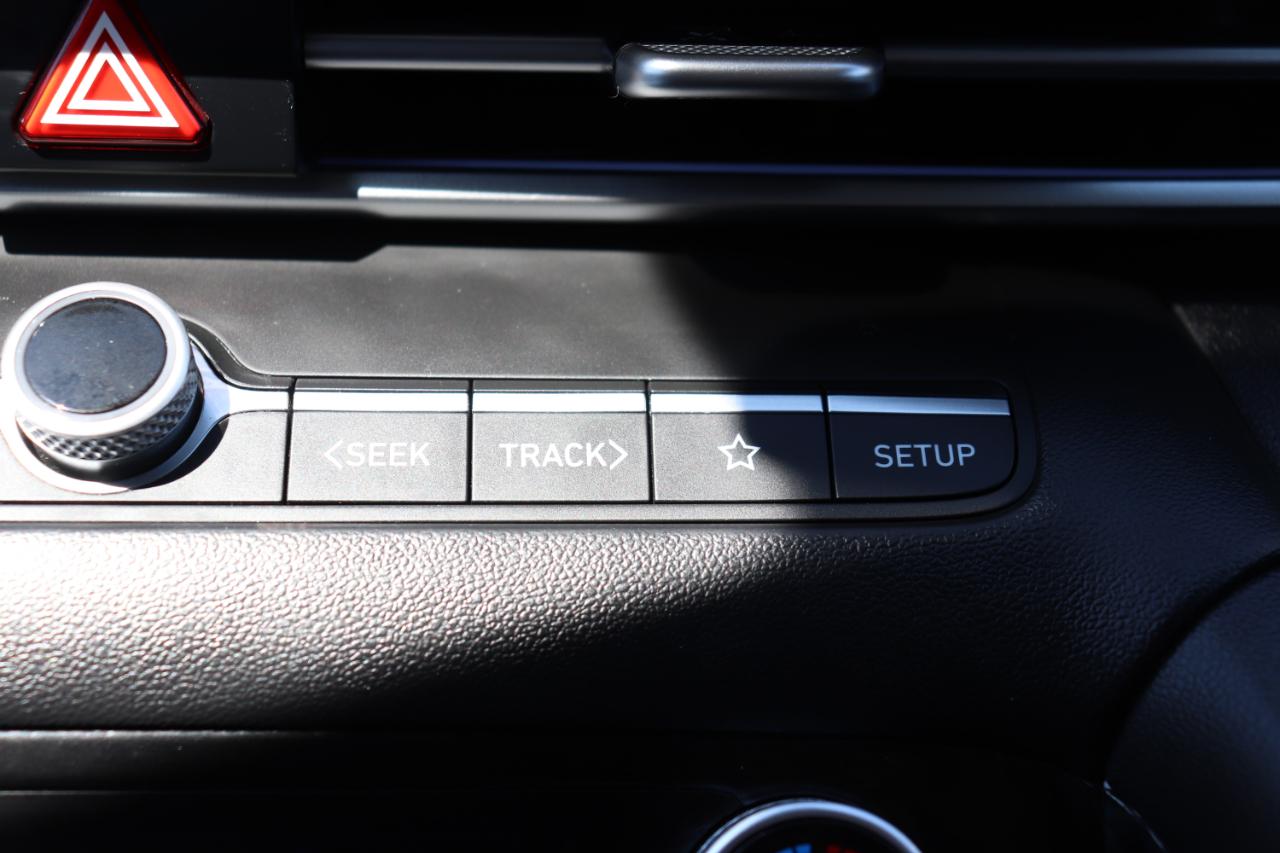 Hyundai Elantra SEL Convenience IVT 2025